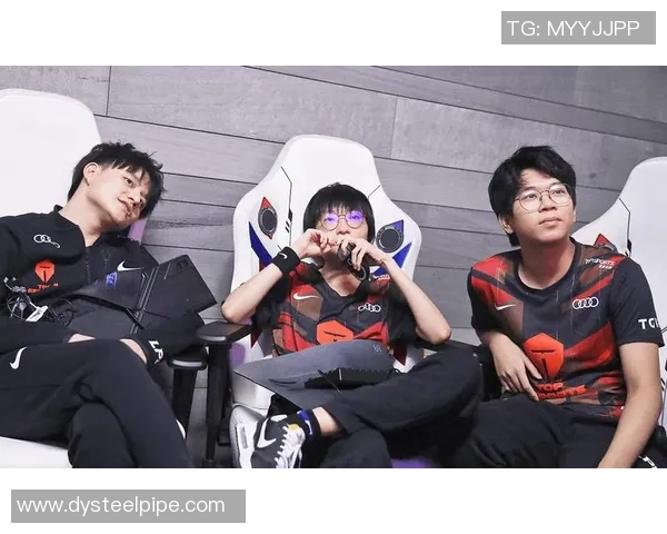 高校联赛分析:TES战队在比赛中展现出的出色意识与战术配合